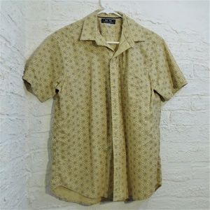 Blade & Blue Two Short Sleave Shirts Size M